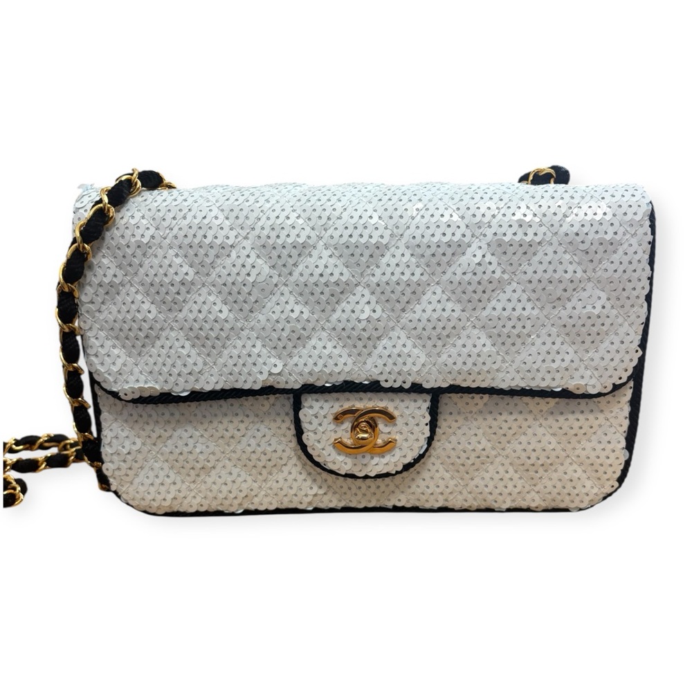 CHANEL 1990s Vintage White Sequin with Black Edging Handbag RARE
